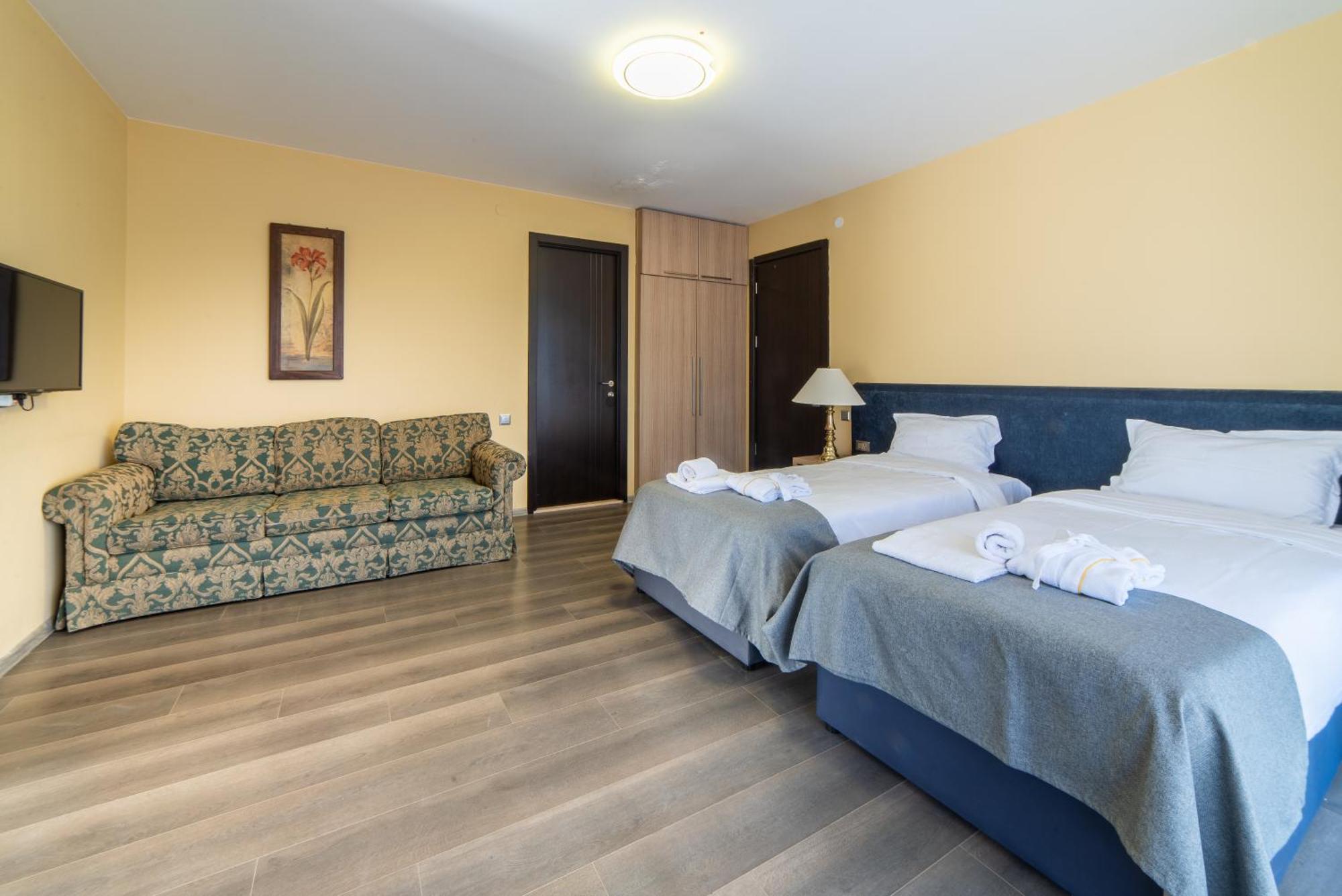 Grand Noel Bakuriani Hotel Buitenkant foto