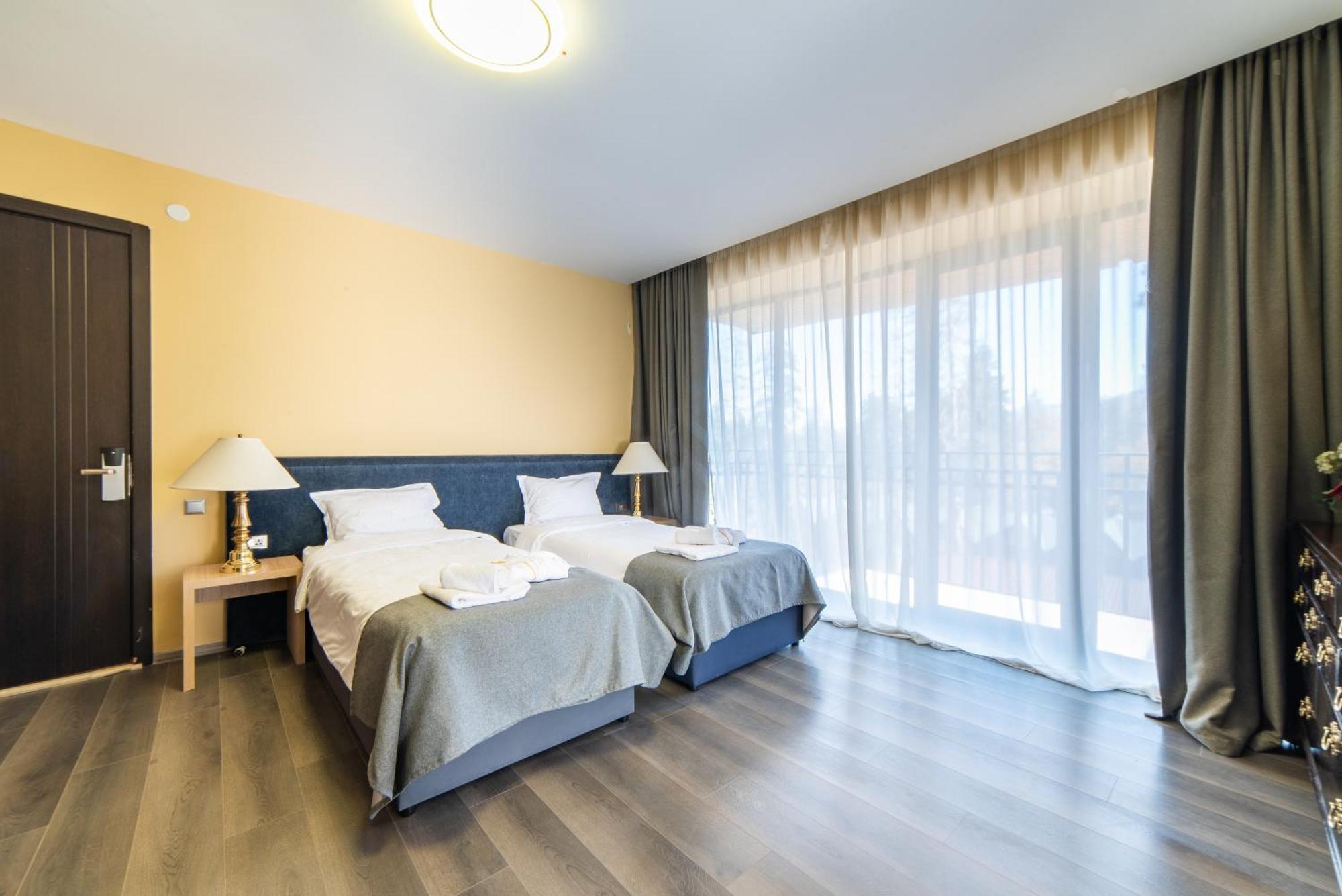 Grand Noel Bakuriani Hotel Buitenkant foto