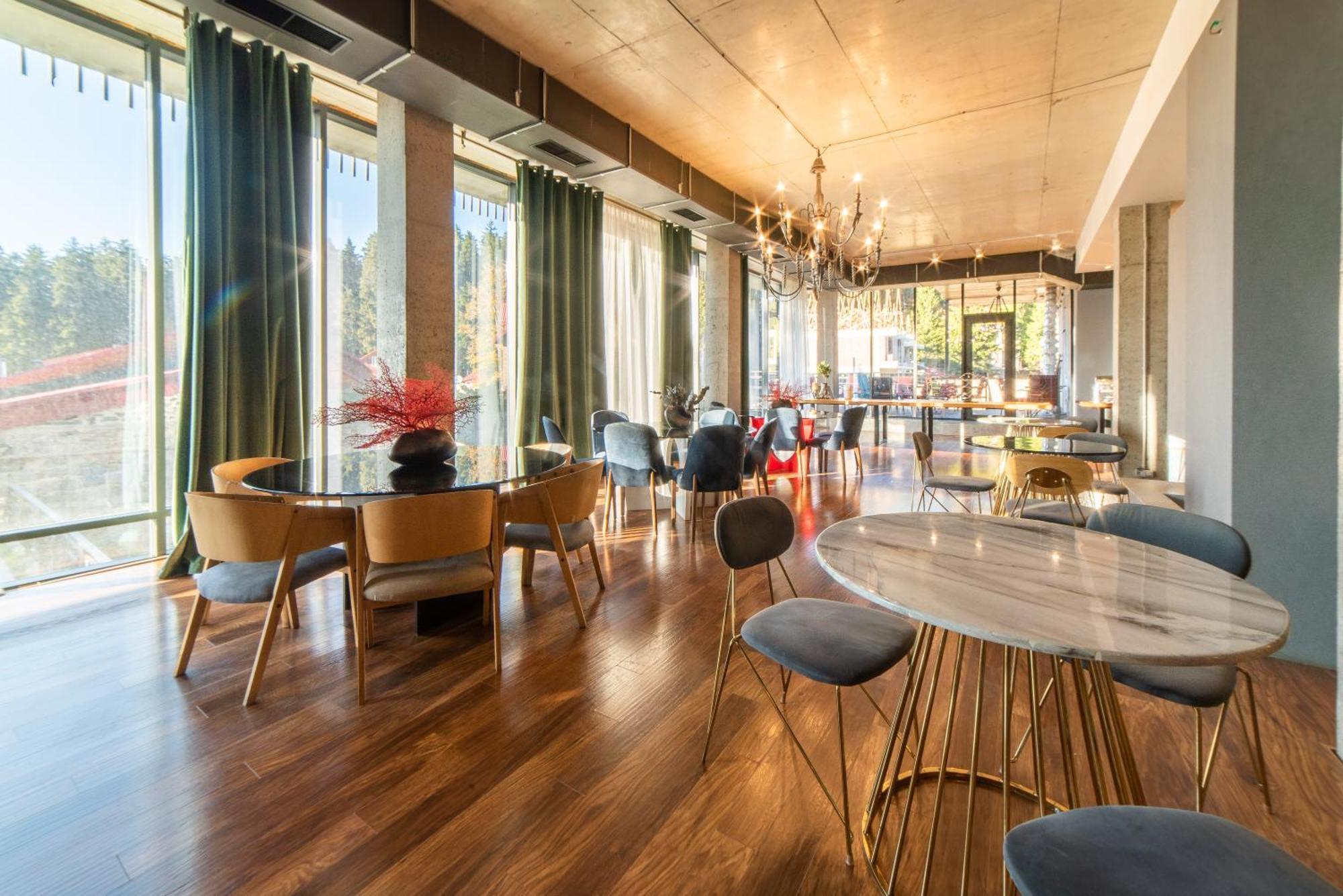 Grand Noel Bakuriani Hotel Buitenkant foto